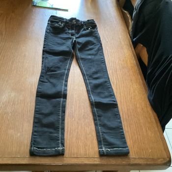 Jeans fille 7ans