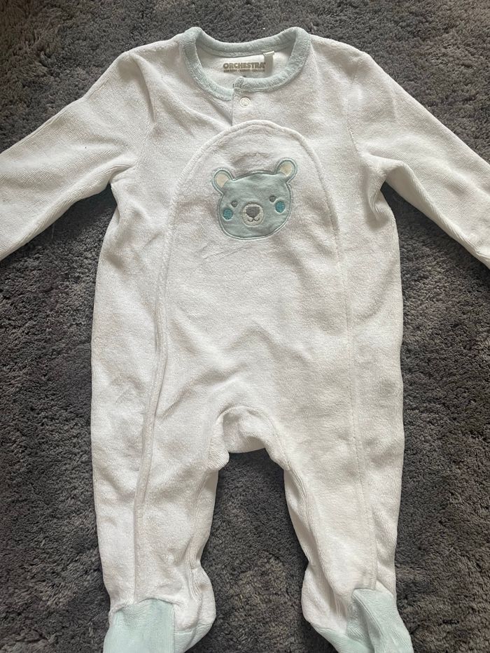 𝐏𝐲𝐣𝐚𝐦𝐚 𝐛𝐞́𝐛𝐞́ 𝐠𝐚𝐫𝐜̧𝐨𝐧 - photo numéro 2