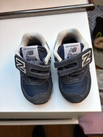 Basket new balance bébé