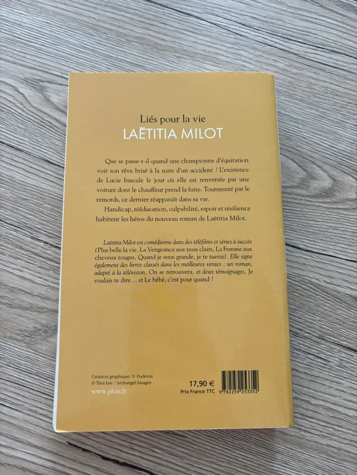 Livre grand format - photo numéro 2
