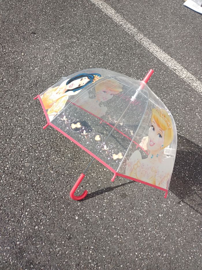 Parapluie princesses Disney