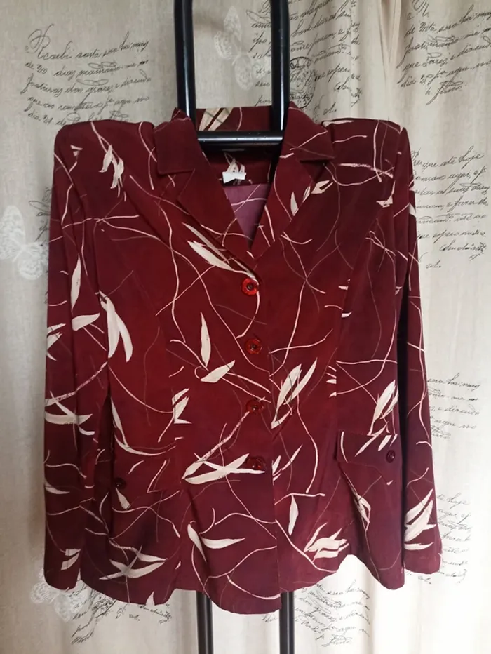 Tailleur Taille 48 Tres belle qualité - photo numéro 3