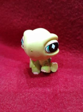 Figurine Petshop A13. A