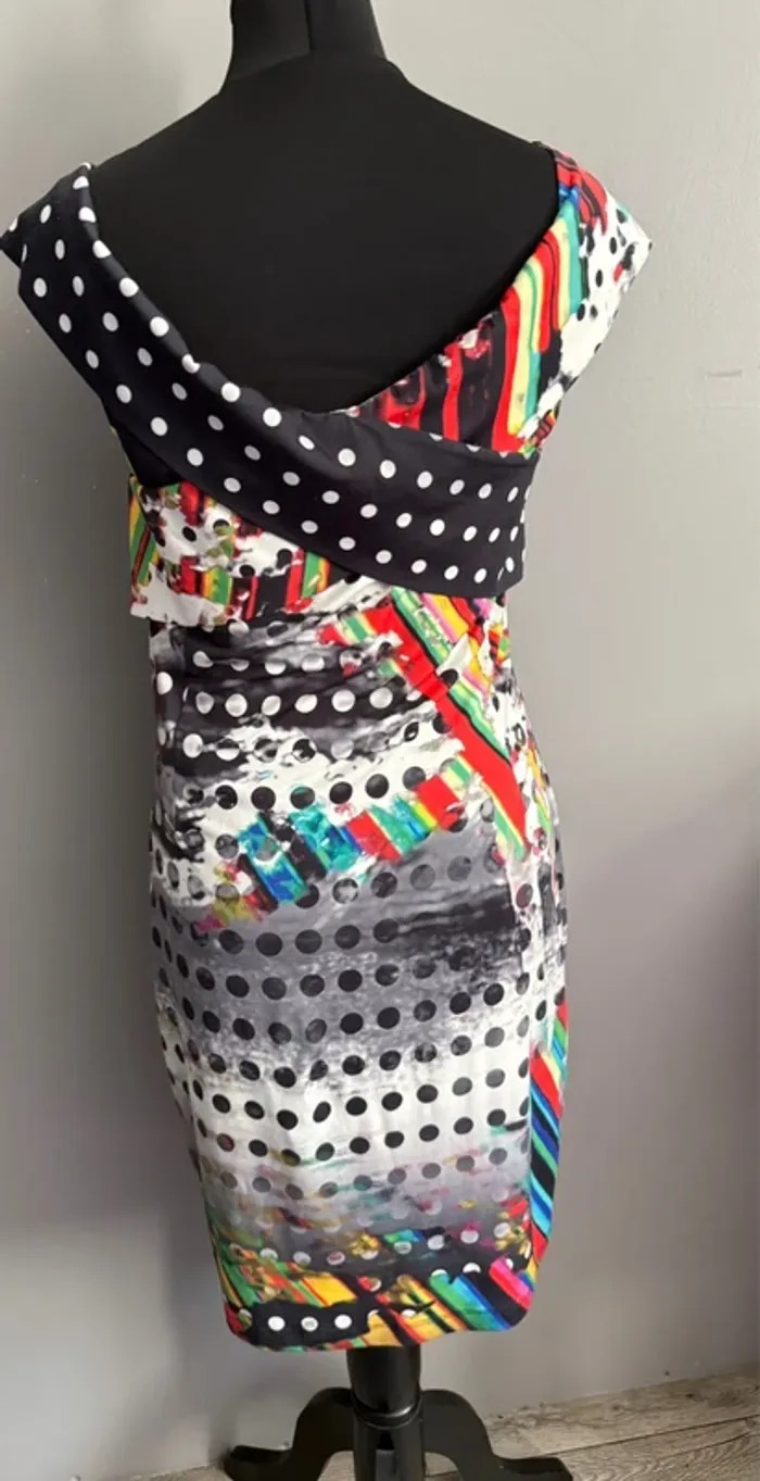 Magnifique robe Eroke - photo numéro 2