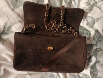 Sac en cuir très chic et Joli à portée