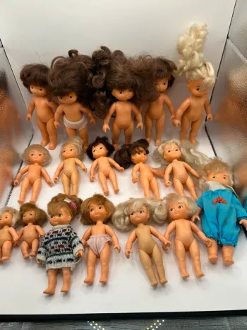 Lot poupées Famille Glady Delavennat