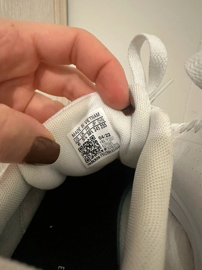 Baskets Adidas - photo numéro 3