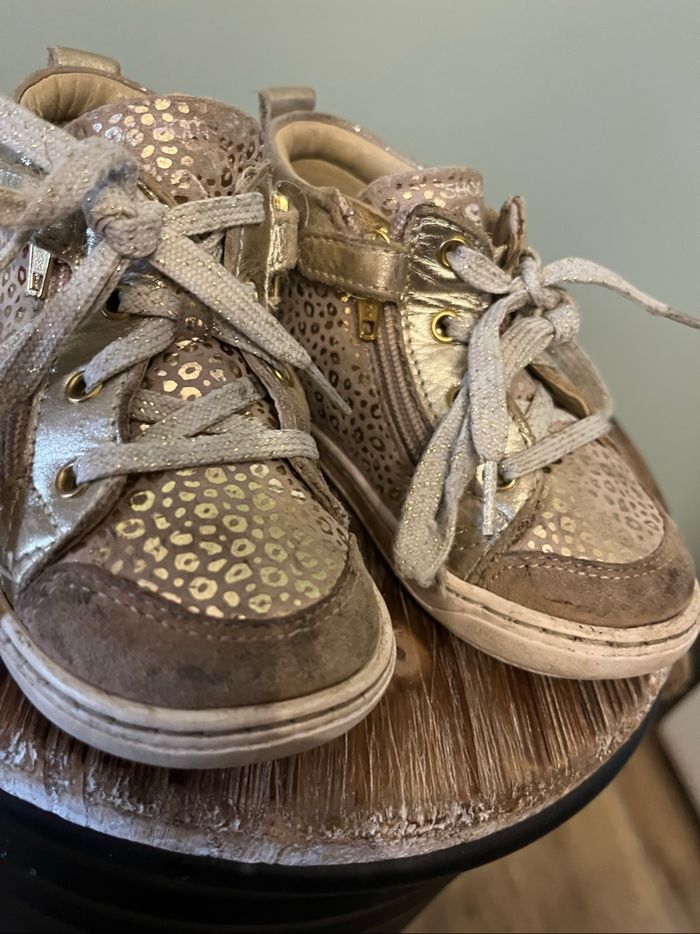 Chaussures dorées 25 - photo numéro 7