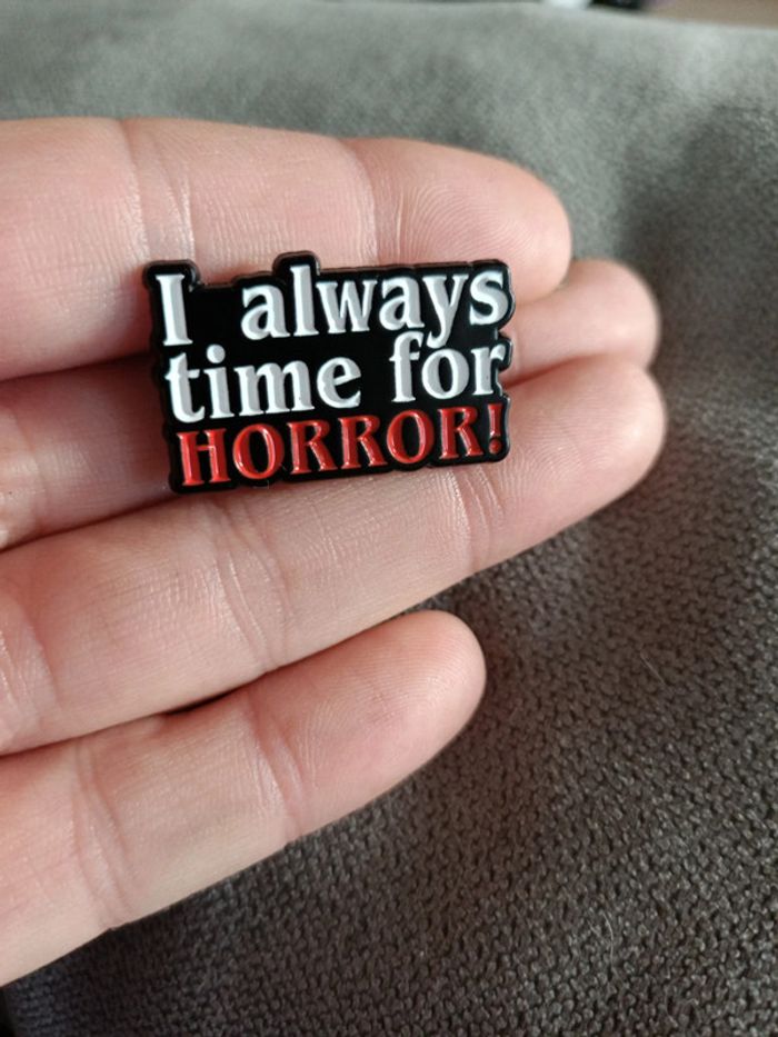 Pins thème horreur "