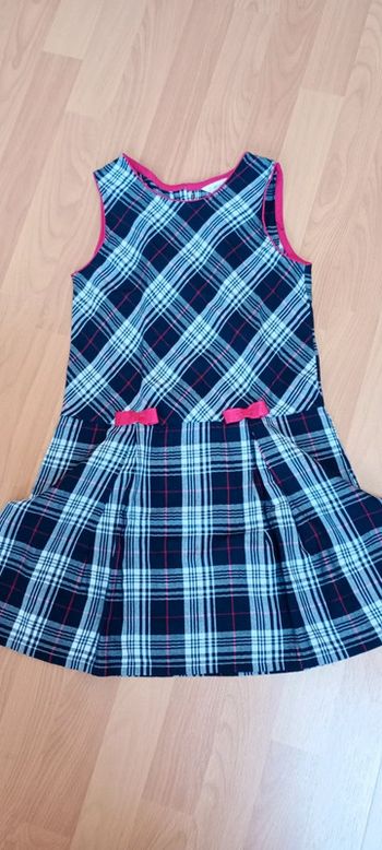 Robe 7 ans 122 cm Beeboy