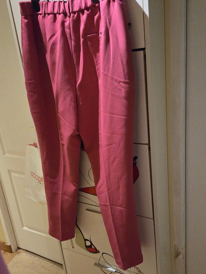 Pantalon à pinces rose T.44/46 Kiabi neuf - photo numéro 4