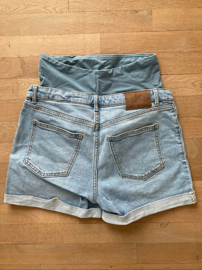 Short grossesse - photo numéro 2