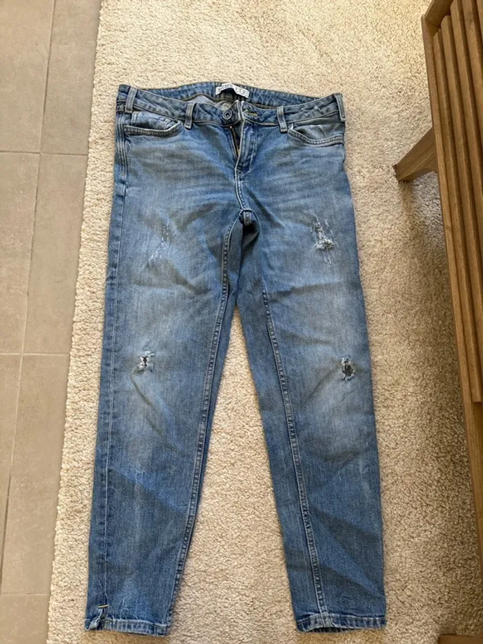 Jean à trous zara taille 36 - photo numéro 2