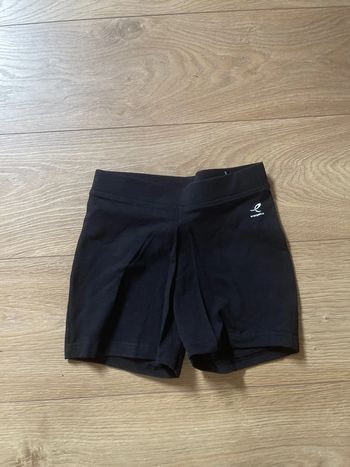Short de sport 10 ans