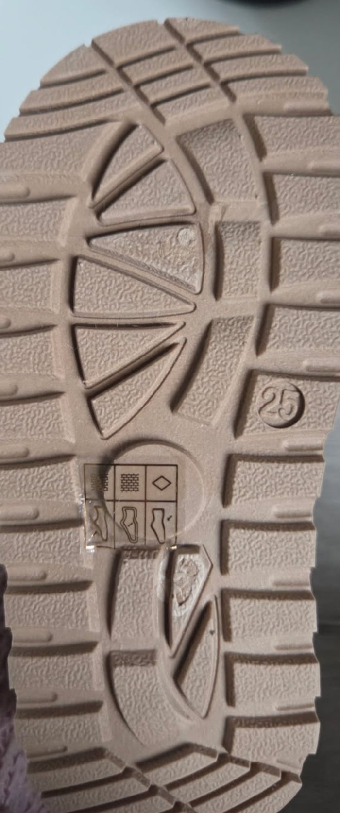 Sabots beige polaires - photo numéro 3