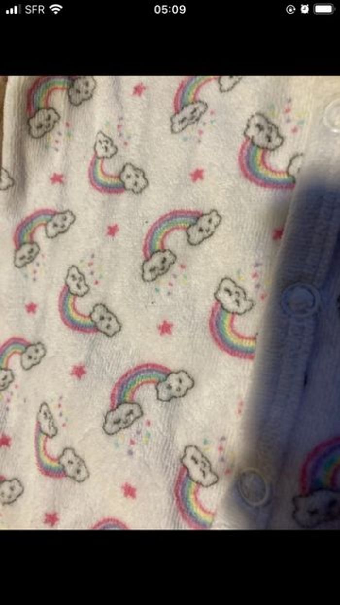Pyjama arc en ciel - photo numéro 4