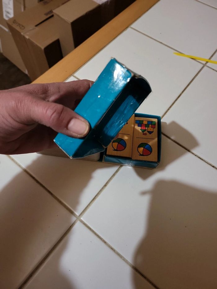 Livre domino - photo numéro 6