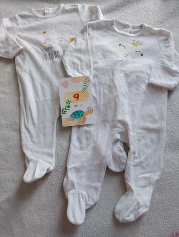 Lot 2 pyjama 9 mois 