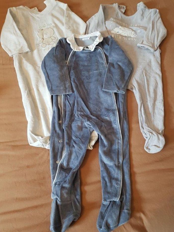 Lot vêtements fille 18 mois (50 pièces) - photo numéro 3