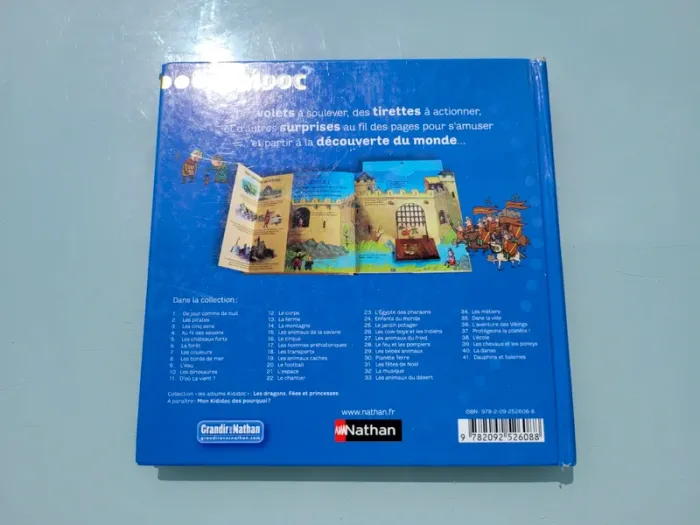 Livre animé de flaps, tirettes.. Kididoc 🛡 Les Chateaux-Forts 🐎 - photo numéro 17