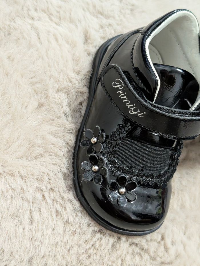👧 Chaussures vernies fille Primigi – pointure 18 - photo numéro 2