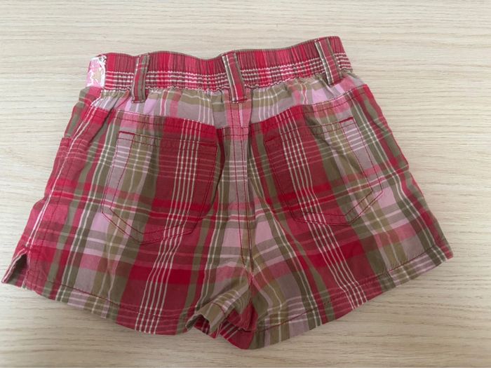 Short à carreaux Gap taille 3 ans - photo numéro 4