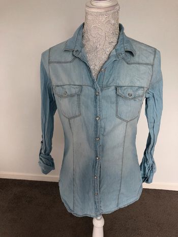 Chemise jean stradivarius taille M