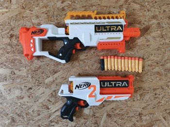 Lot de 2 pistolets nerf ultra 