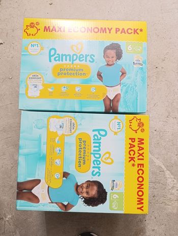 140 couches Pampers premium taille 6