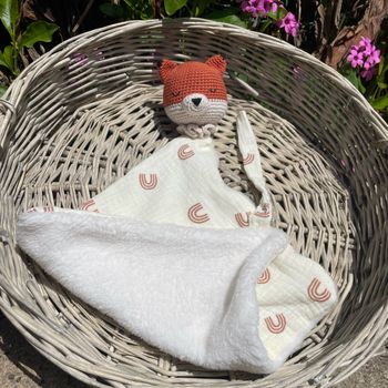 Doudou renard en crochet