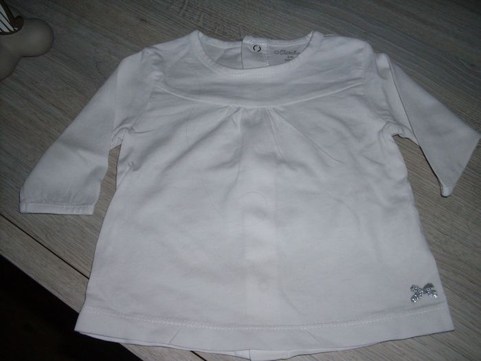 tee-shirt blanc 3 mois neuf