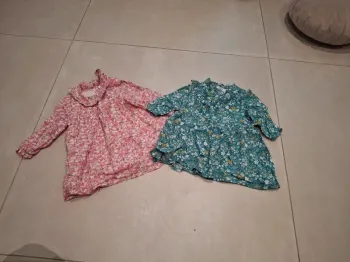 Lot de 2 robes été 12 mois
