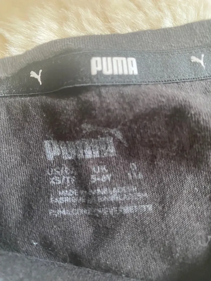 🤍🖤T-shirt PUMA noir mixte – Taille 5 ans – TBE parfait pour la rentrée 🤍🖤 - photo numéro 3
