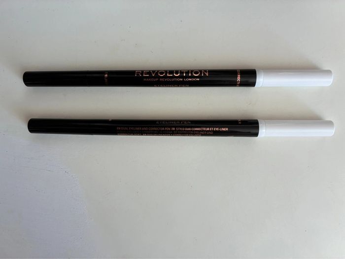 Lot de 2 eye-liners feutres avec correcteurs, 2 x 1,6 ml, Makeup Revolution. - photo numéro 2