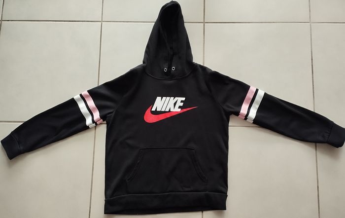 Sweat femme Nike en très bon état, taille S