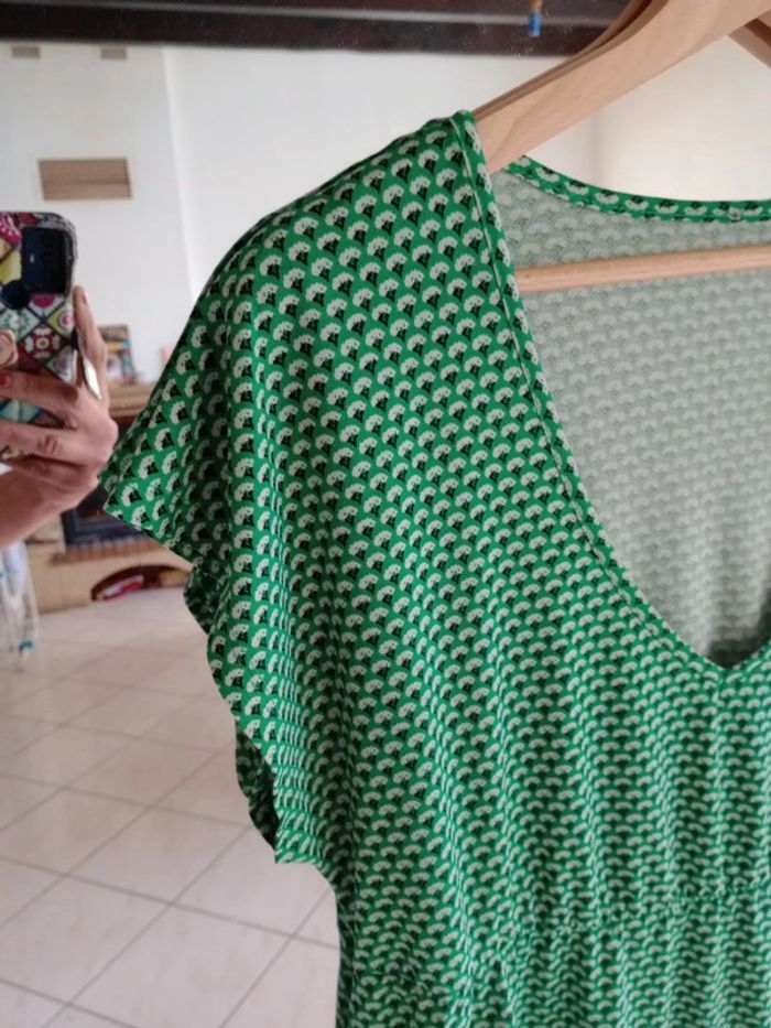 Robe XL verte et blanche c80 - photo numéro 9