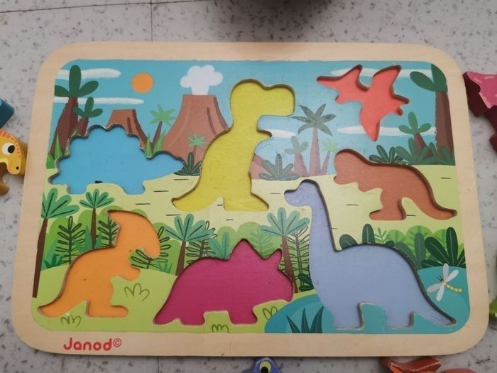 Puzzle en bois dinausore et course de vitesse janod - photo numéro 8
