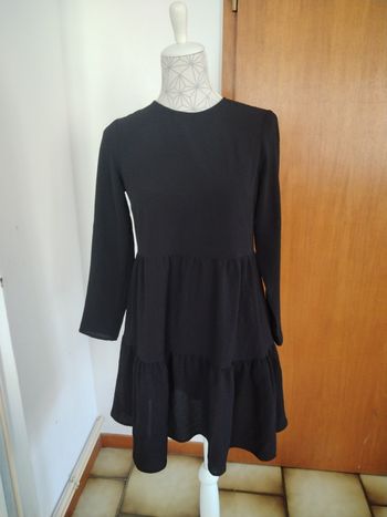 Robe ample neuve (carton 6)