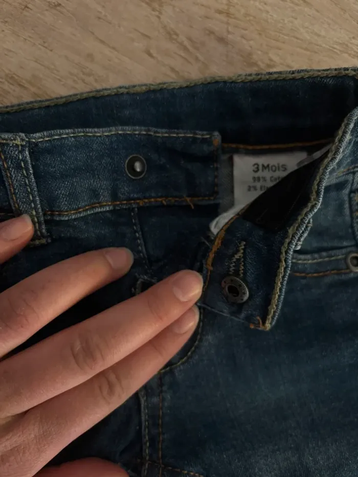 Ensemble pull et jean 3mois - photo numéro 4