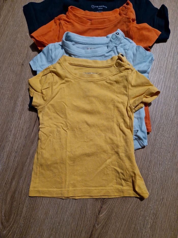 Lot de 5 tee shirt 6 mois - photo numéro 4