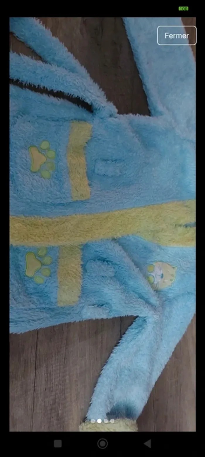 Robe de chambre taille 36 mois 
Toute douce 
Toute chaude - photo numéro 3