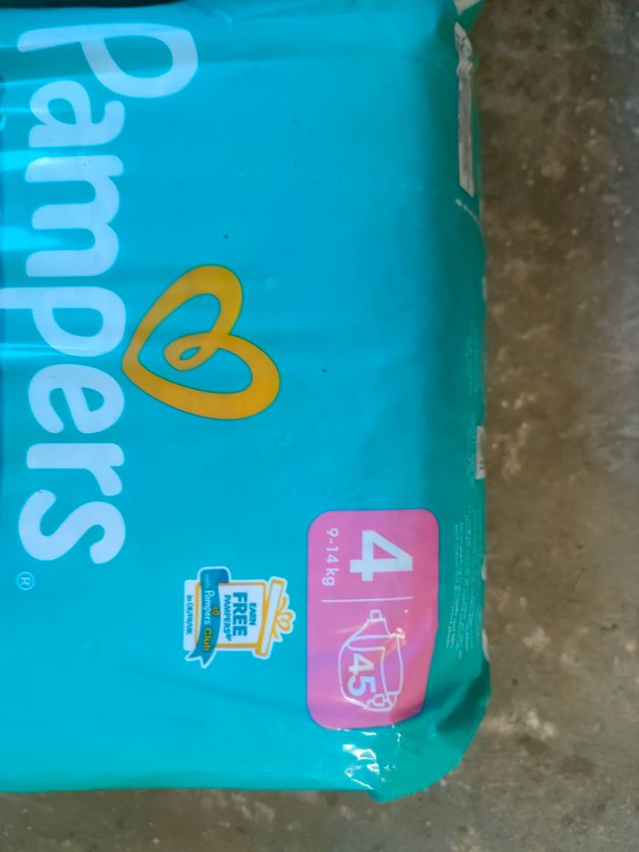 Couches Pampers baby dry taille 4 - photo numéro 2