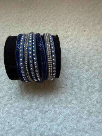 Bracelet bleu roi strass large 3 réglages