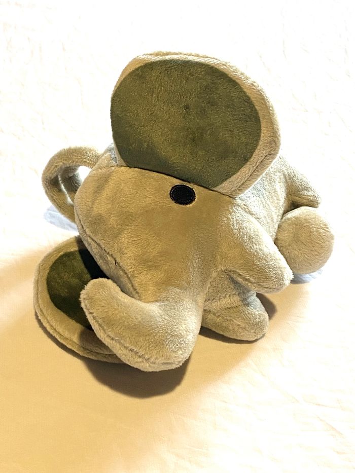 Petit Eléphant Gris Intérieur Oreilles Verts Boule Musicale Animal Savane Peluche Enfants Bébés - photo numéro 2