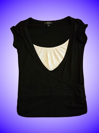 Top Cache-cœur 2-en-1 Jennyfer – Effet Double V-Neck – Noir & Blanc – Taille 40 L – Très Bon État