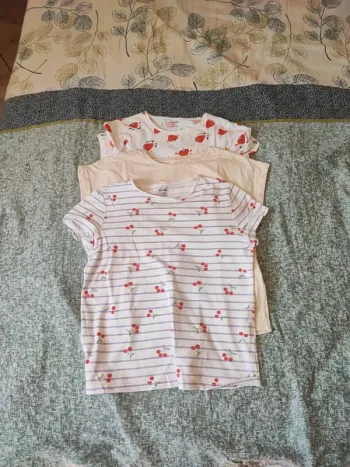 Lot de 3 t shirts taille 10 ans
