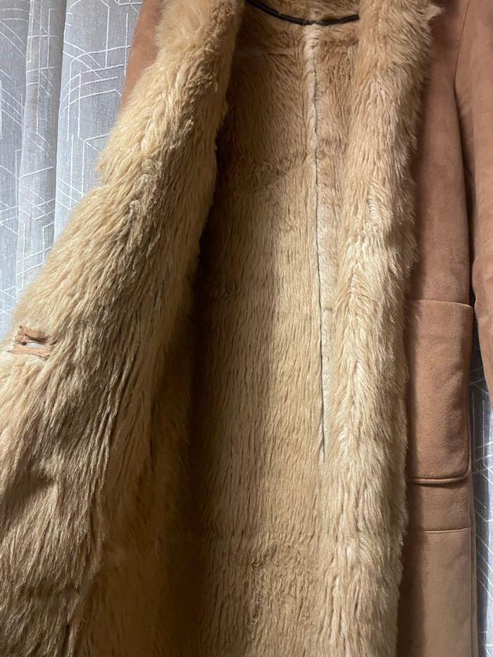 Manteau long fausse fourrure - photo numéro 3