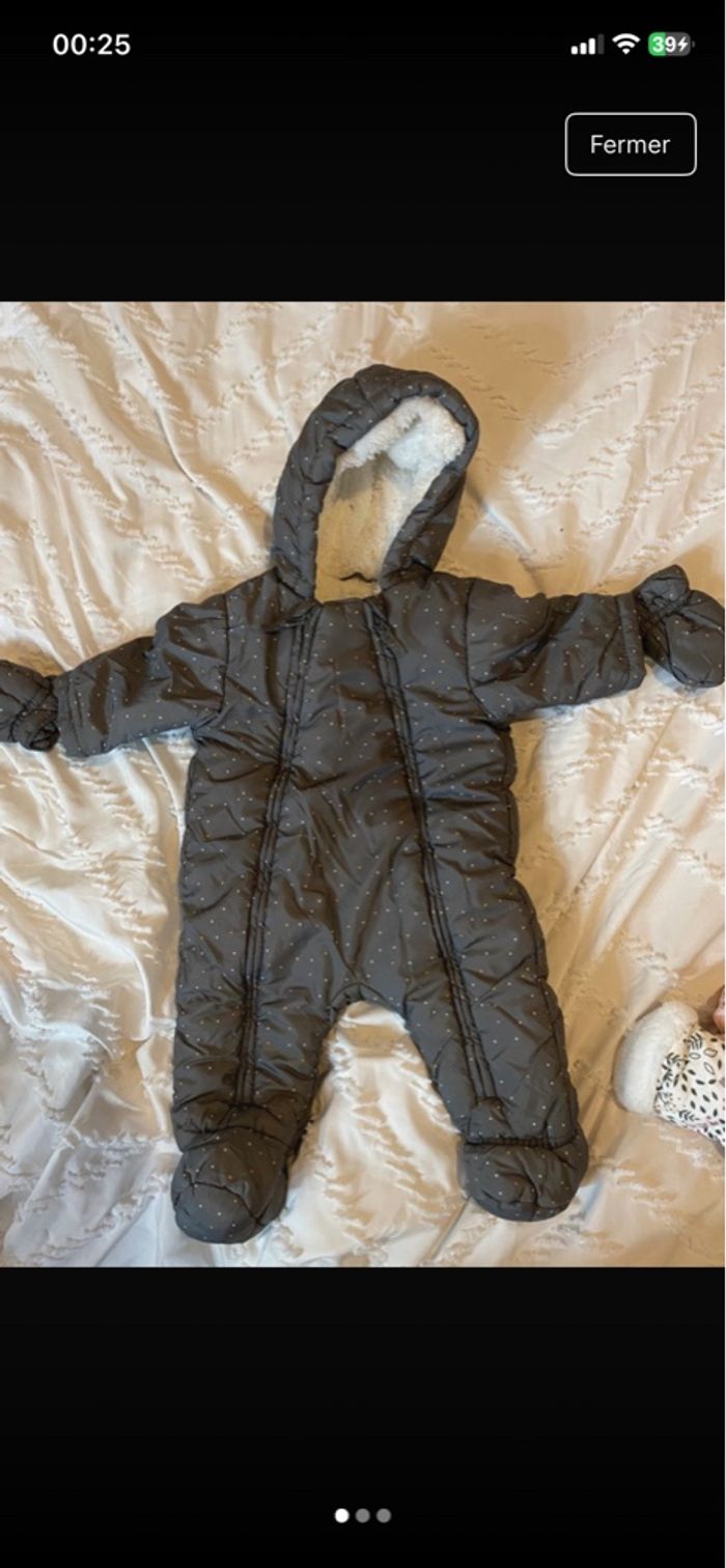 Gros lot de vetements bébé fille,mixte - photo numéro 5