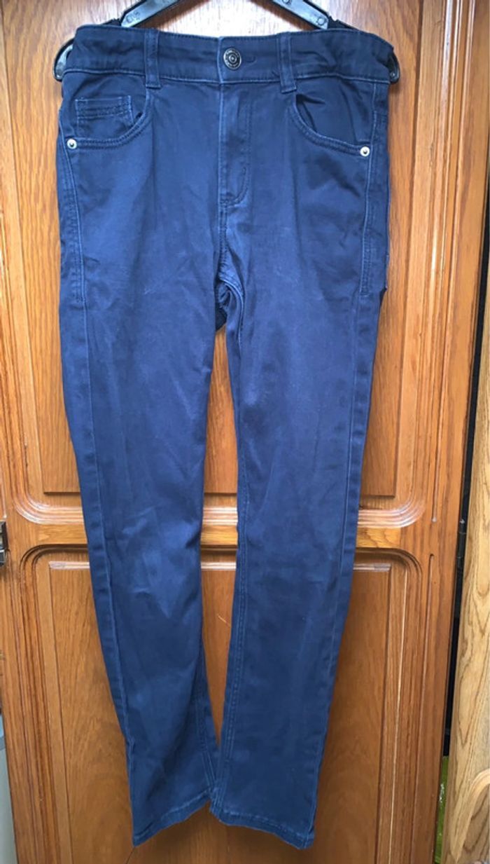 Jeans kiabi taille 10 ans tres bon etat