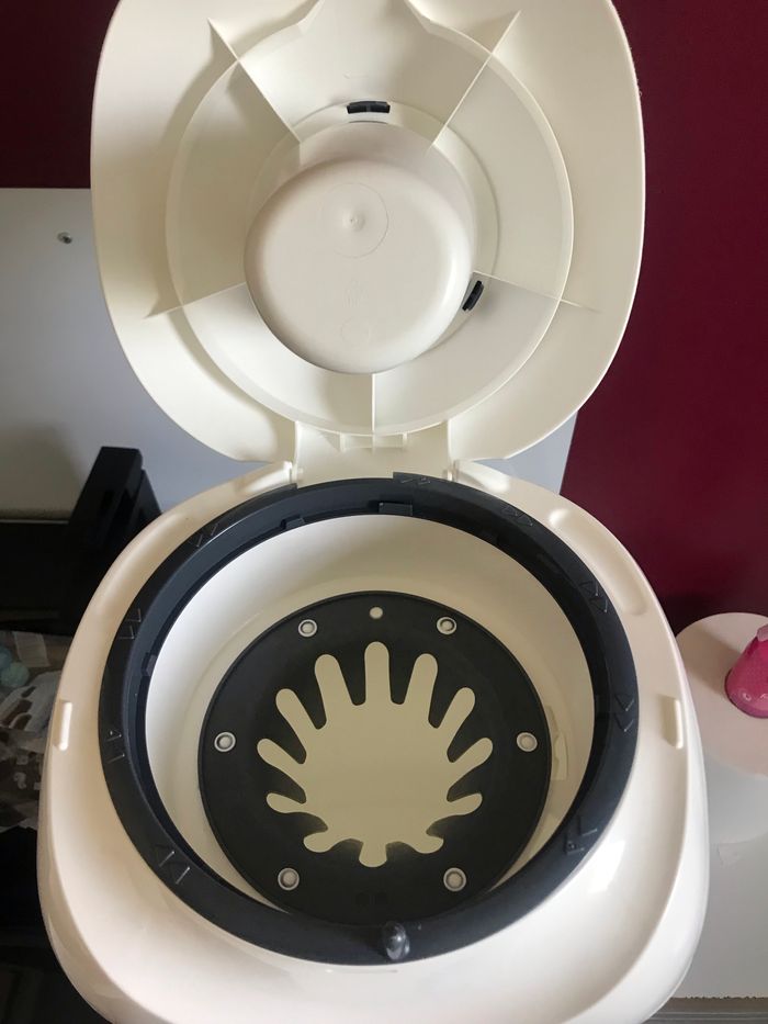 Poubelle bébé - photo numéro 3